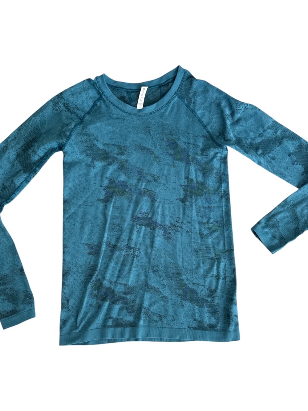 Athleta Momentum Camo Long Sleeve Top
